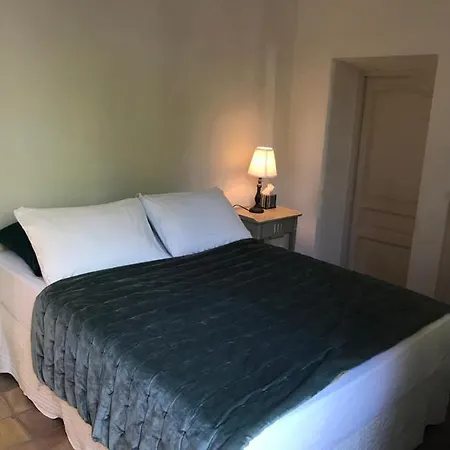 Le Clos De La Tour Hébergement de vacances *