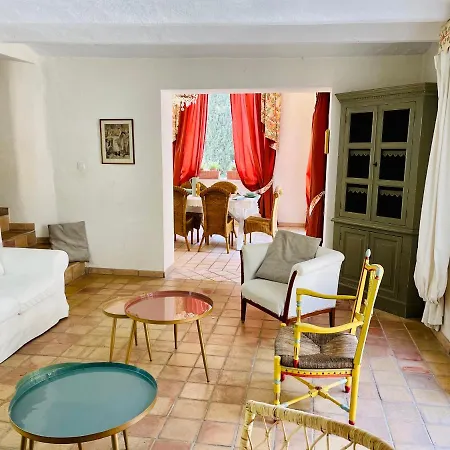 Le Clos De La Tour